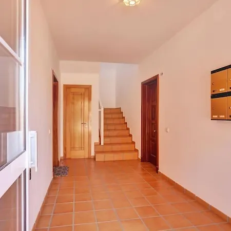 Sunnyland Pescadores アパート *